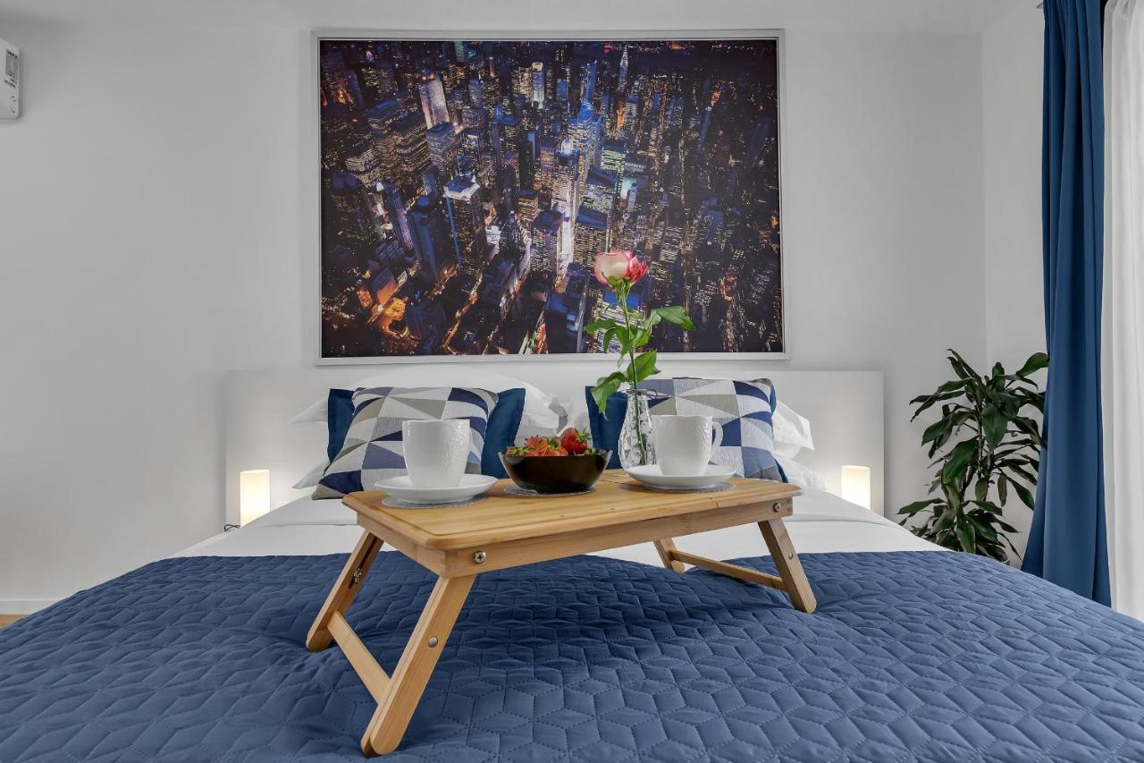Luxury City Center Apartments Makarska Bagian luar foto