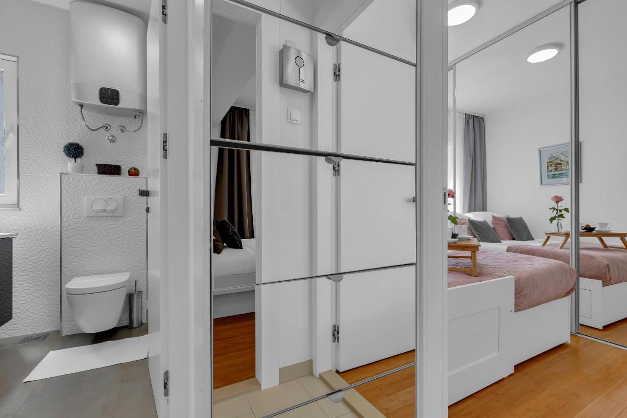 Luxury City Center Apartments Makarska Bagian luar foto