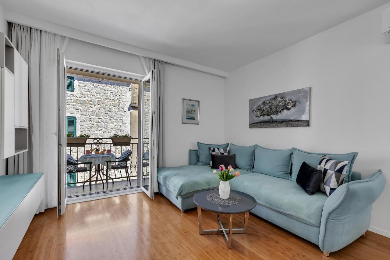 Luxury City Center Apartments Makarska Bagian luar foto