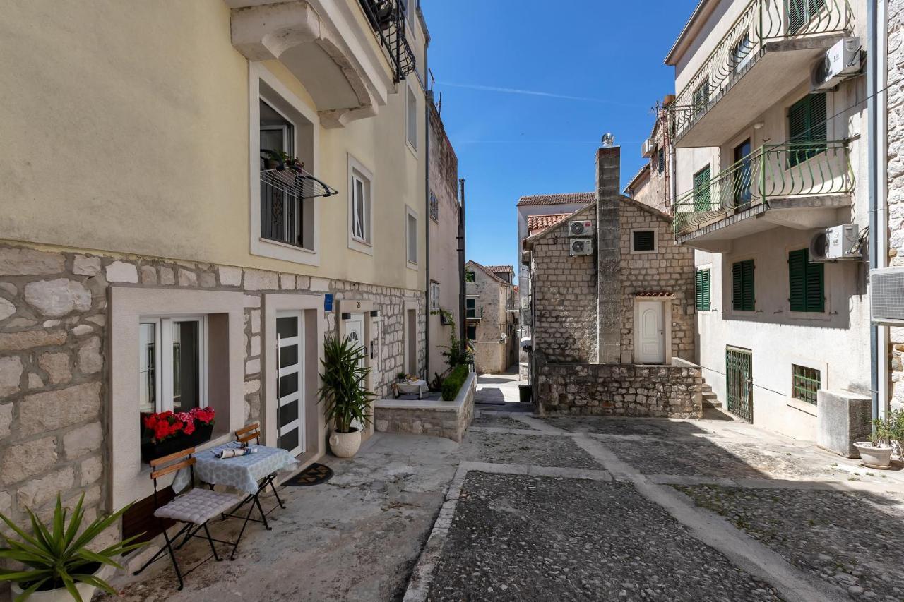 Luxury City Center Apartments Makarska Bagian luar foto