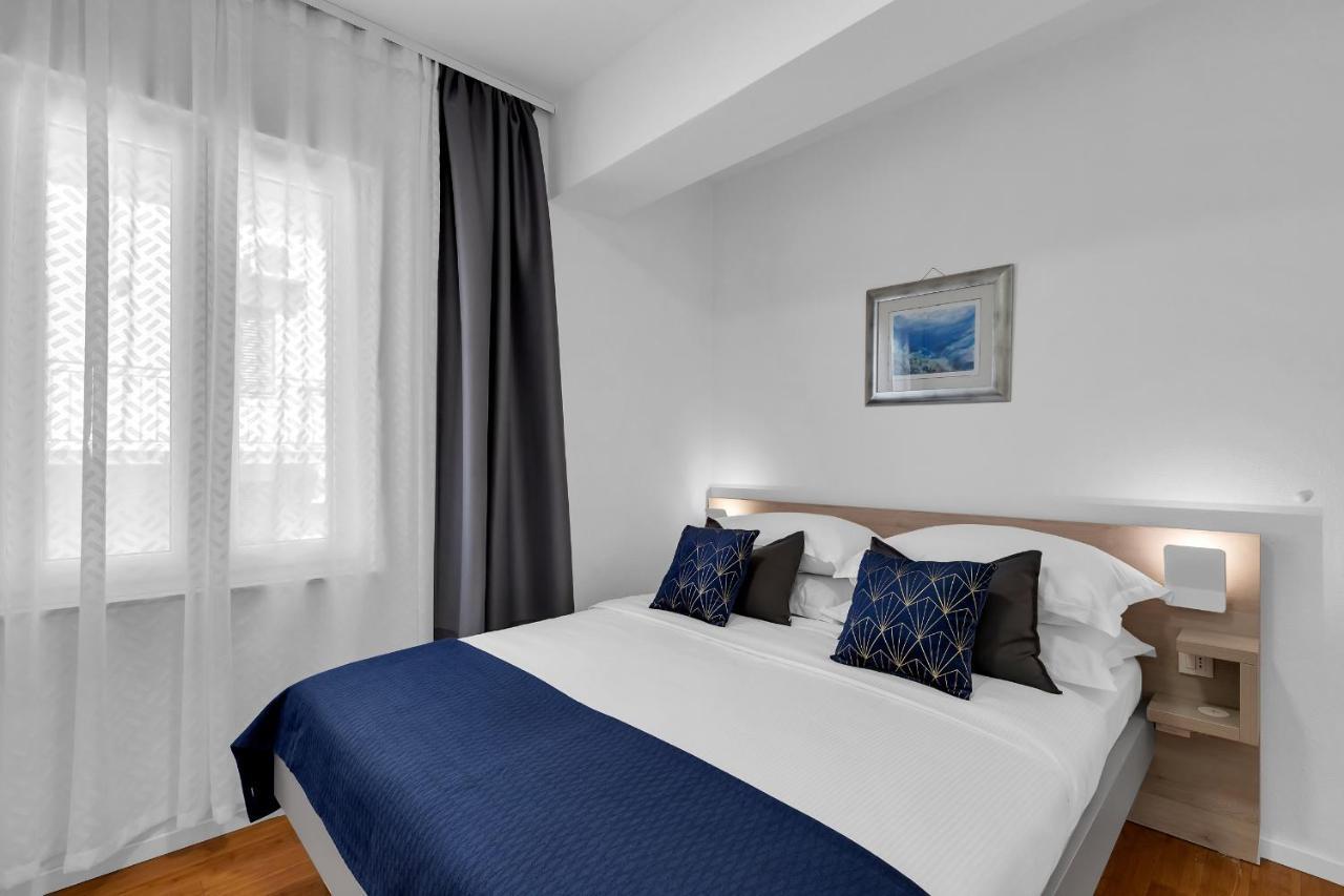 Luxury City Center Apartments Makarska Bagian luar foto