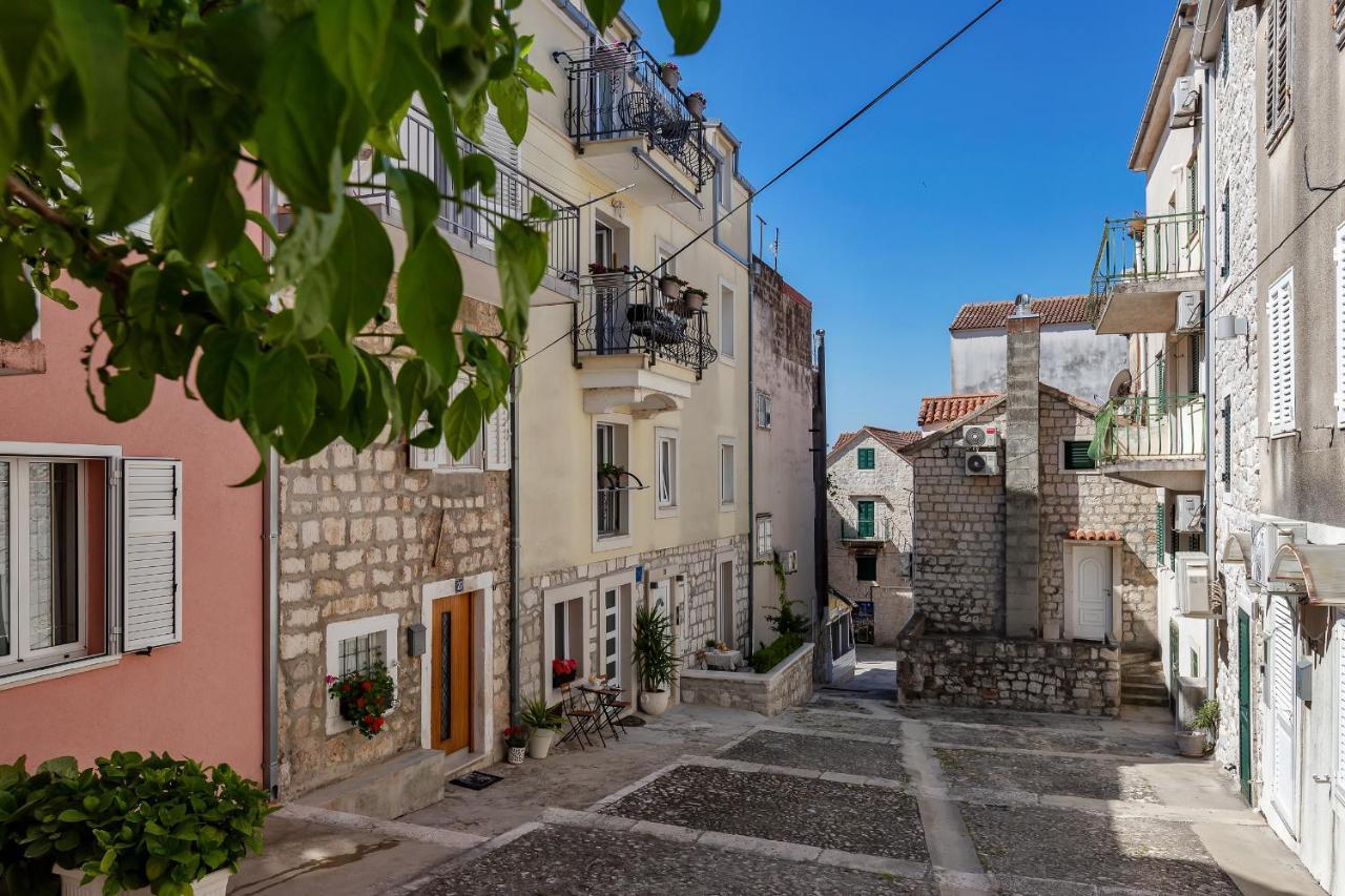 Luxury City Center Apartments Makarska Bagian luar foto